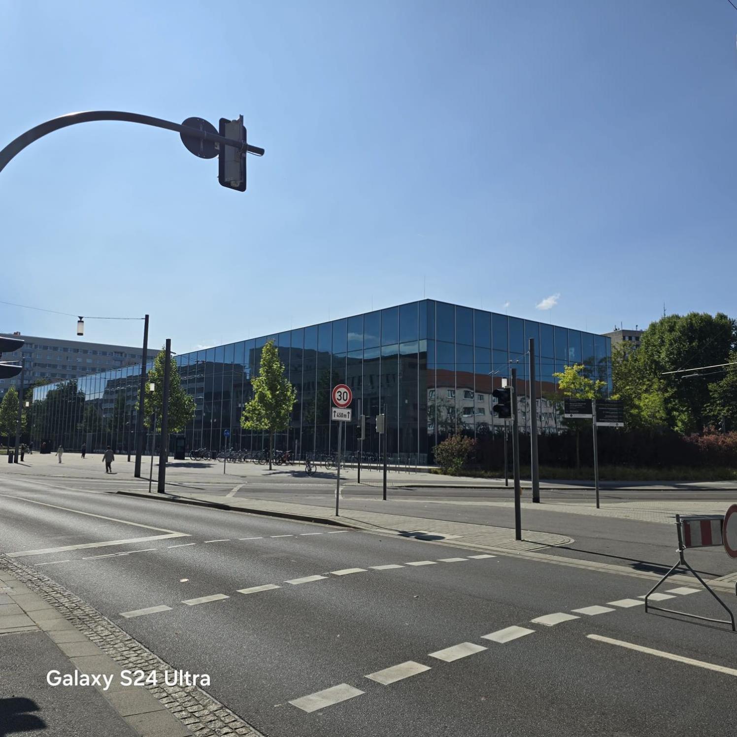 City Apart - Fewo Klimaanlage Whirpool Panoramafenster 5 Personen Kulturdenkmal Dessau-Rosslau Luaran gambar